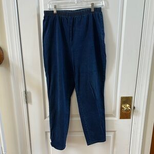 Women’s Navy Blue Jeans